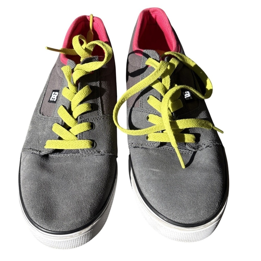 DC Youth 6.5 Gray Low Top Skate Shoes Suede Upper Yellow Bright womens pink